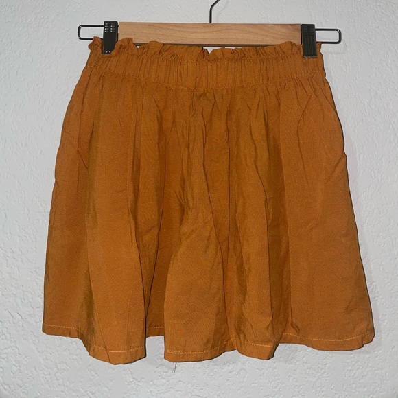 Shorts - Picture 2 of 2